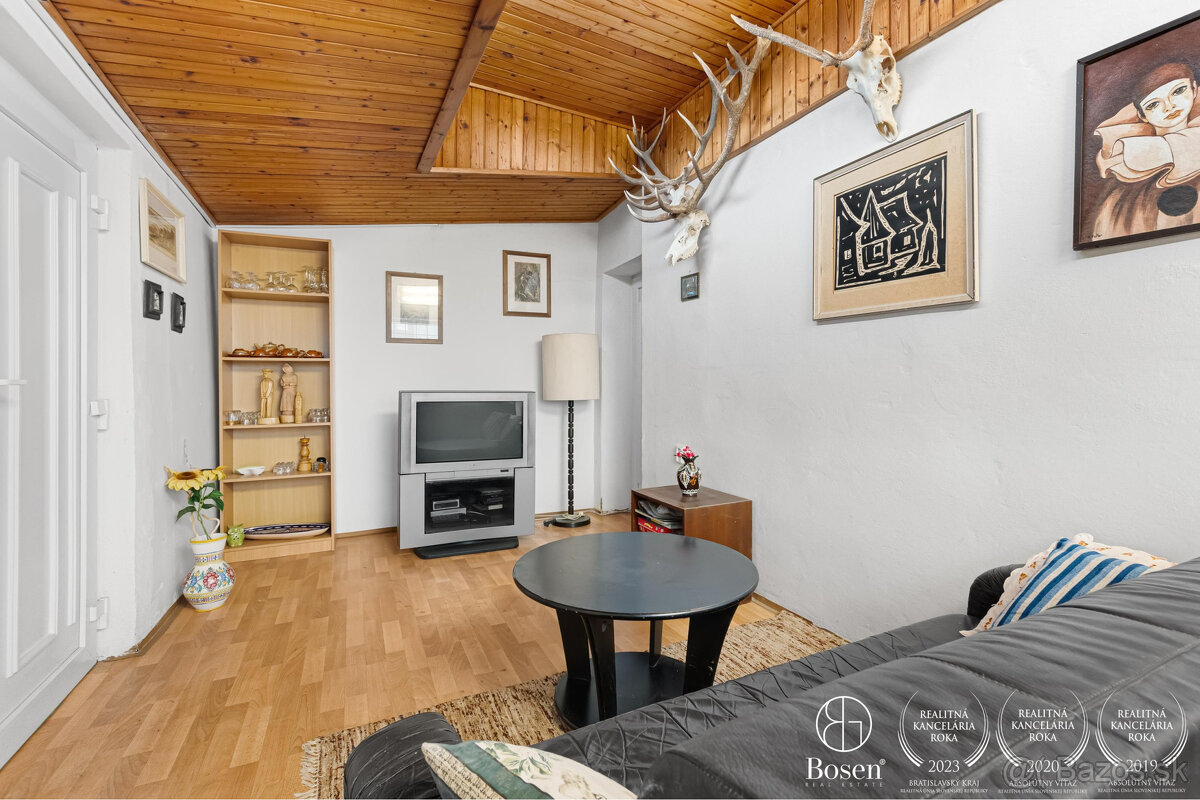 Rekreačná chata so súpisným číslom na predaj - 13