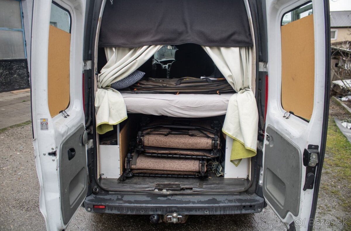 Renault Trafic 2.0 dCi / 84 kW / 2012 / Obytný Van - 13