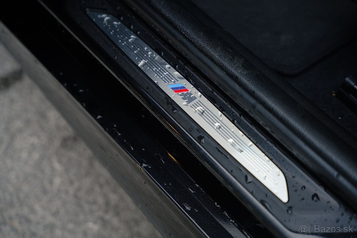 BMW 118I - 2019 - 13