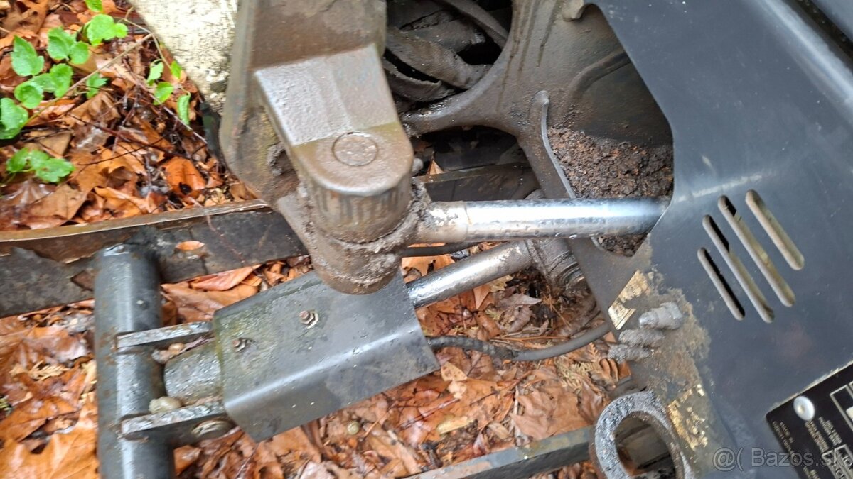 BOBCAT E20 - 13