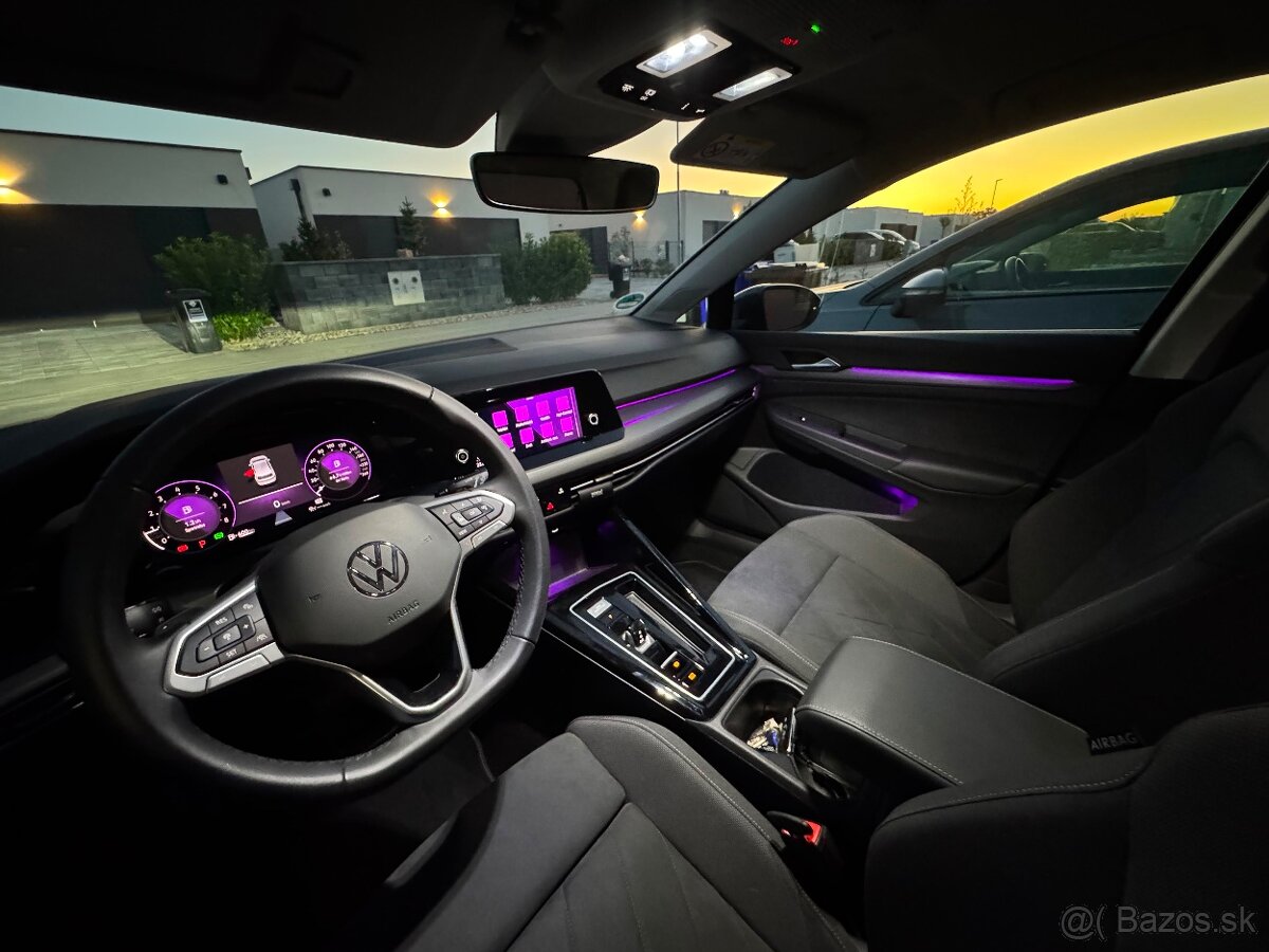 VW Golf 8, 2.0 TSI AT-7, 140kw - 13
