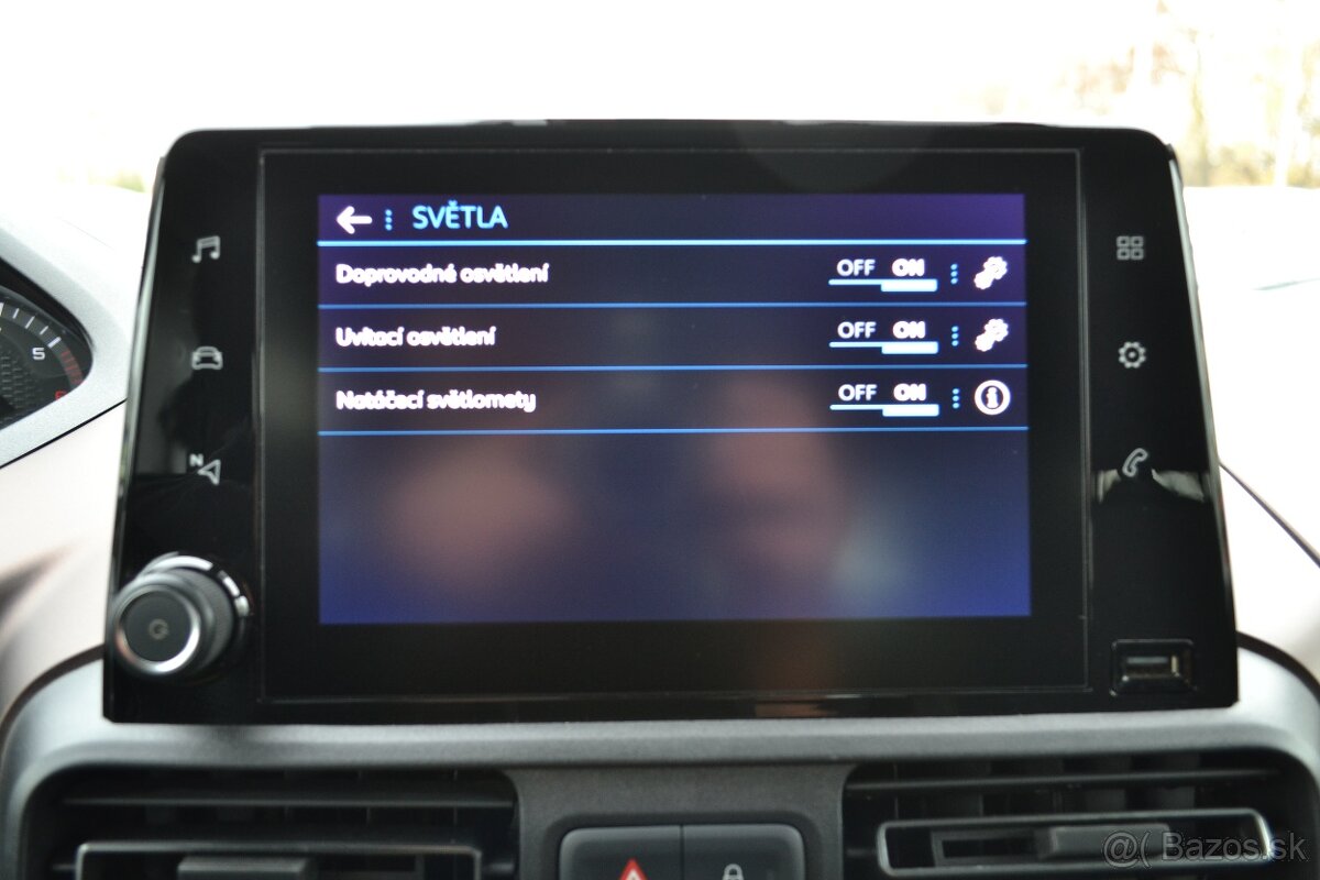 Peugeot Rifter XL,7M 1.5 BlueHDi 130 GT Line A/T8 r.v: 2019 - 13