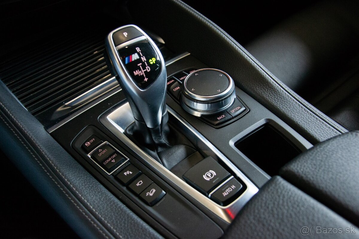 BMW X6 xDrive M50d A/T - 13