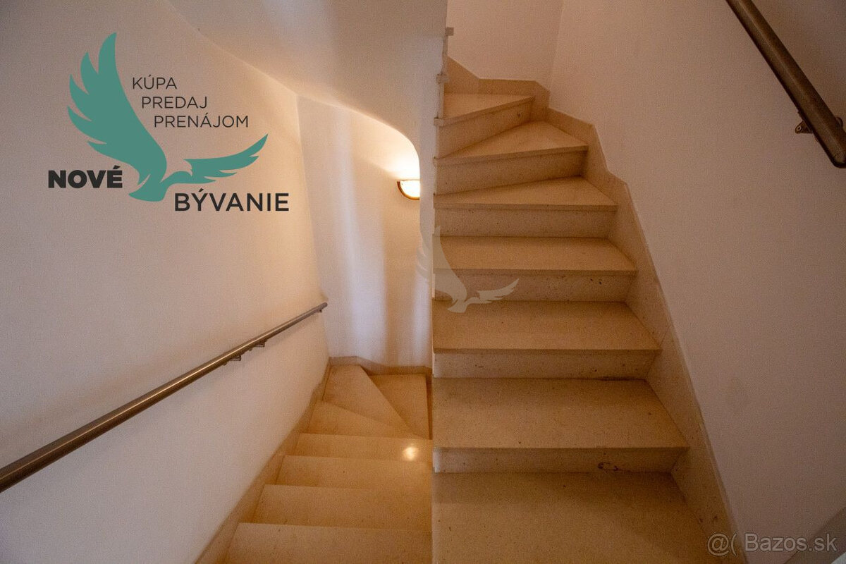 Kamenný dom v centre Šibenika - Chorvátsko - 13