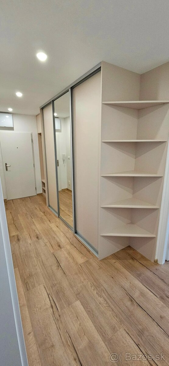 Realitný kancelária REALADR s.r.o. - 13