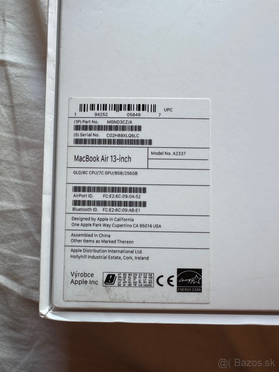 MacBook Air 13 M1 zlatý - 13
