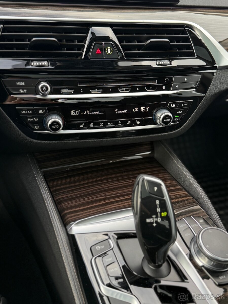 BMW 530d 3.0D 195kW 8A xDrive WEBASTO - 13