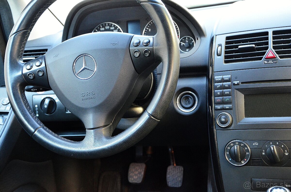 Mercedes-Benz A-Klasse A 160 Classic Benzin - 13