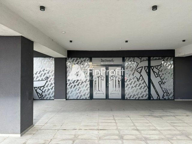 Na prenájom obchodný priestor v polyfunkčnom dome Mendelsohn - 13