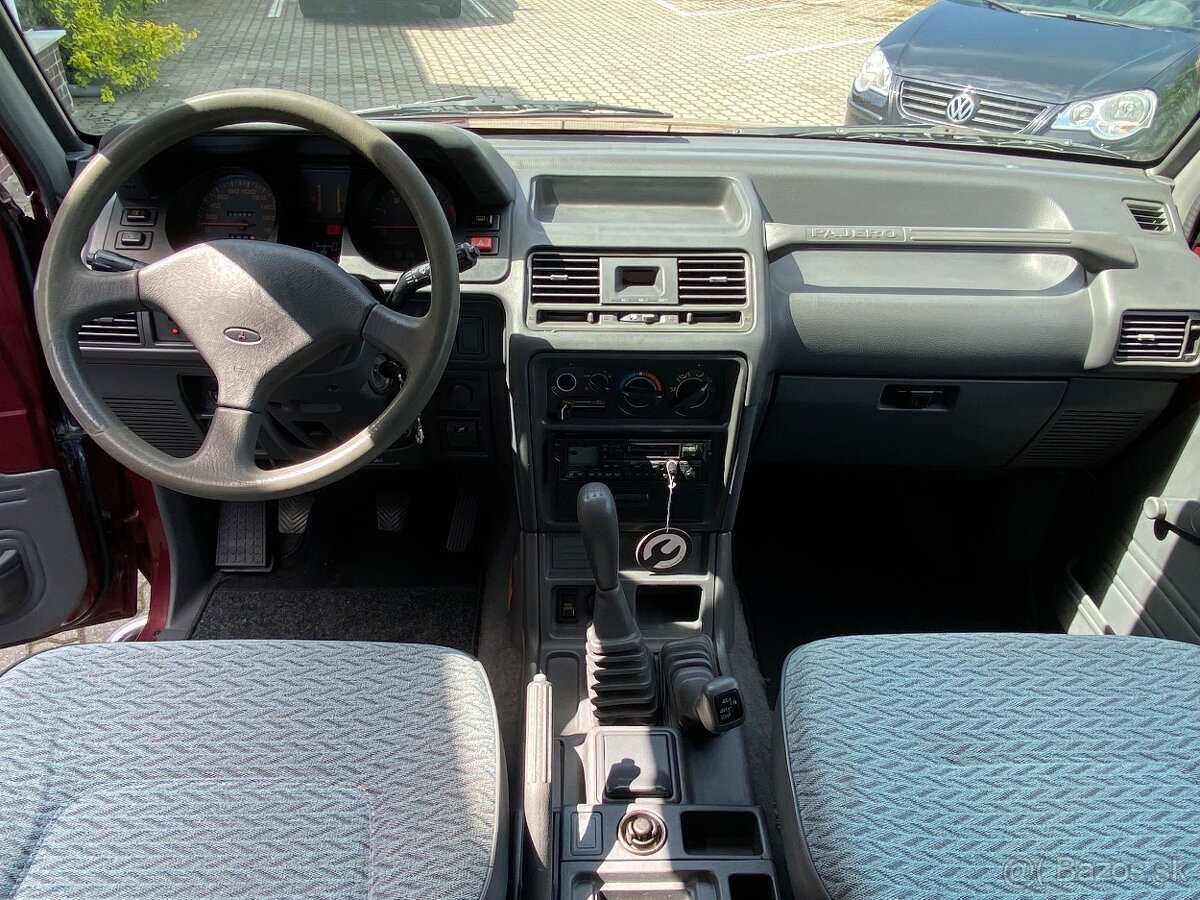 MITSUBISHI PAJERO 2,5 TD - 13