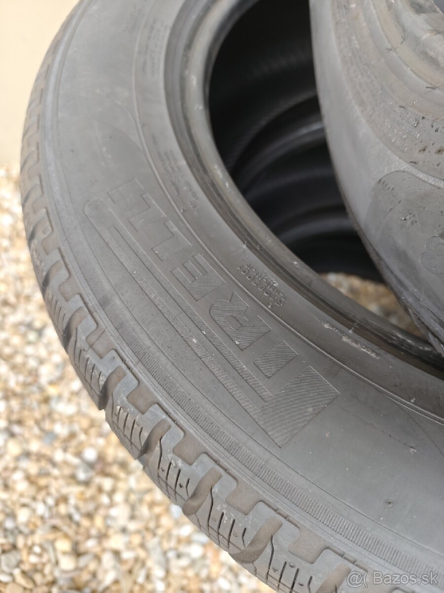 Nové zimné pneu 235/60R18 Pirelli - 13