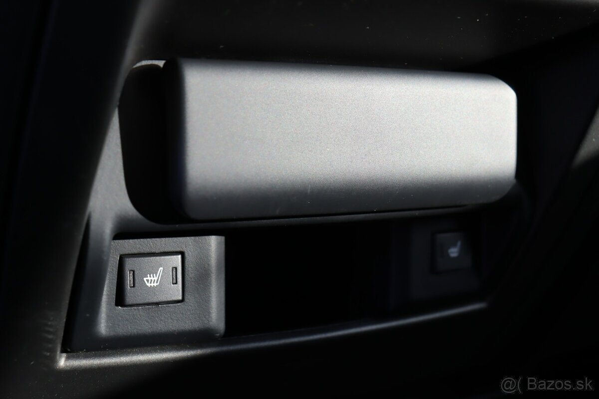 Land Rover Discovery 3.0 TDV6 SE - 13