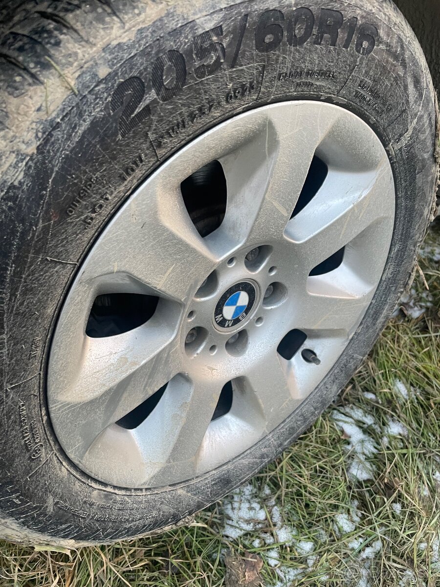 Rozpredám bmw e60 - 13