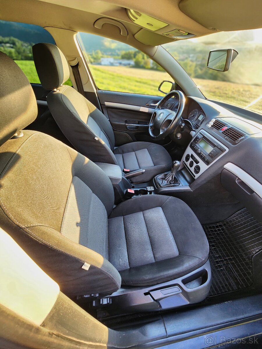 Škoda Octavia II Combi - 13