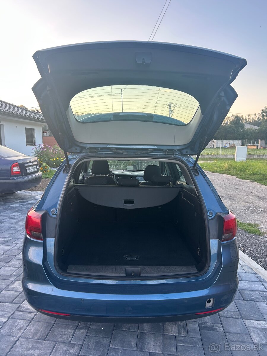 Opel Astra 1.6 Sports Tourer - 13