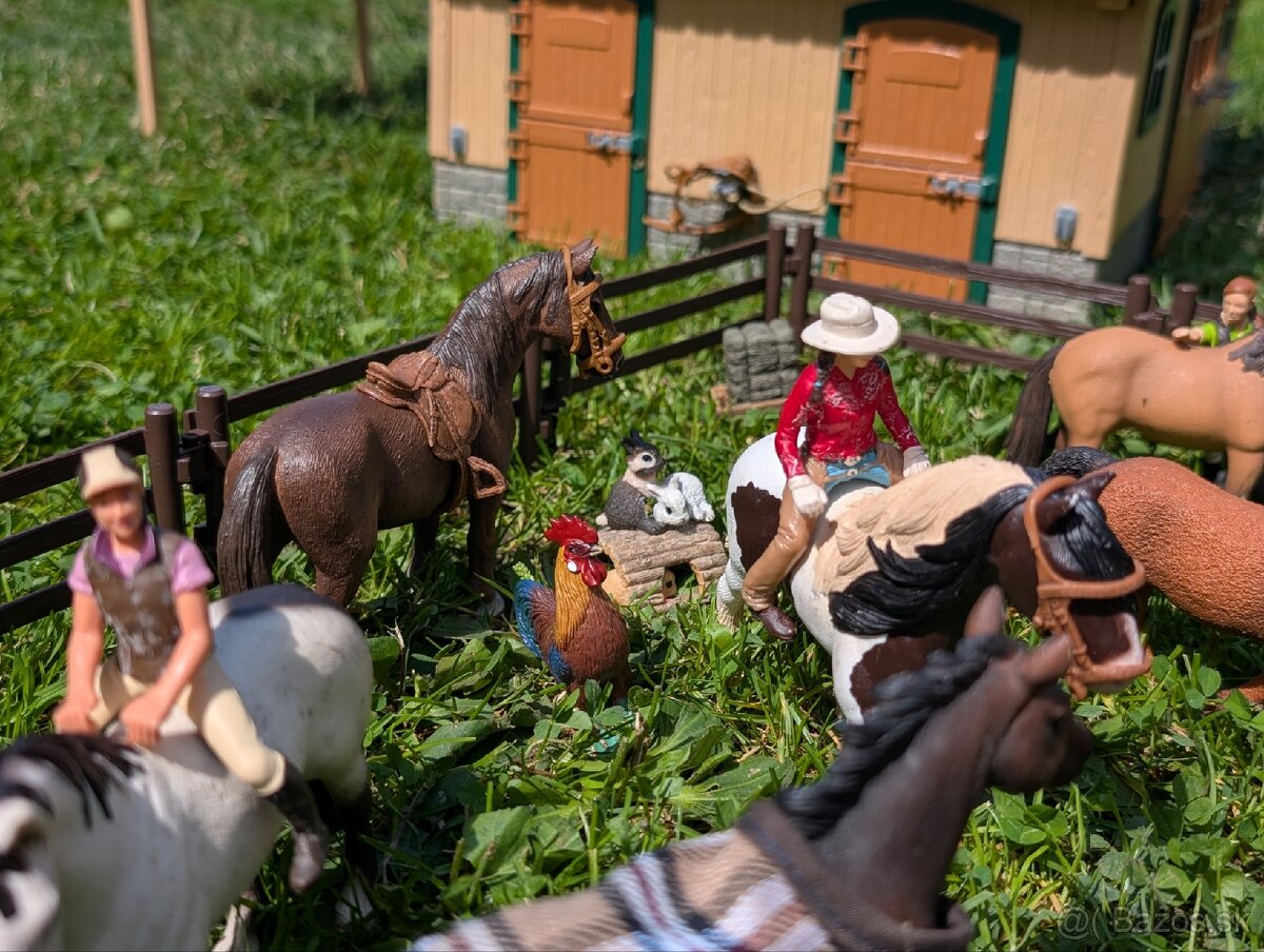 Schleich Farma kone - 13