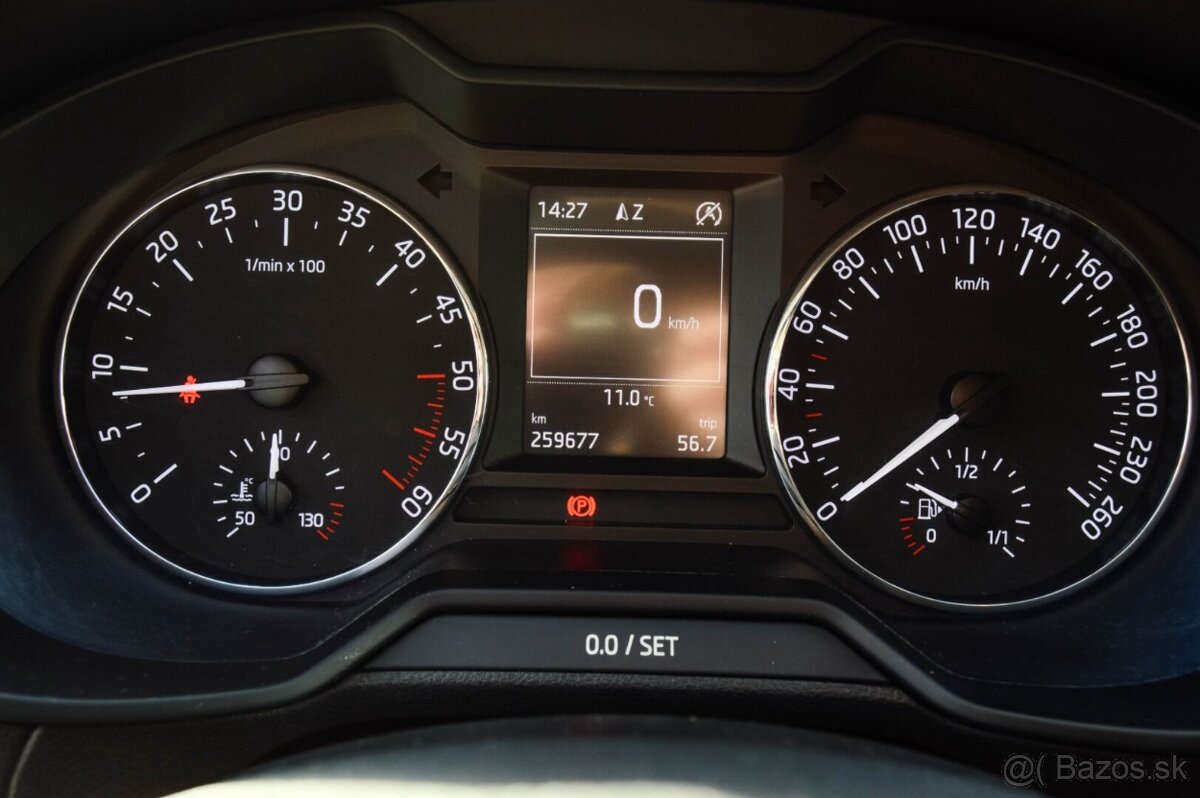 Škoda Octavia 3 Combi 2.0 TDI Elegance/Style - 13