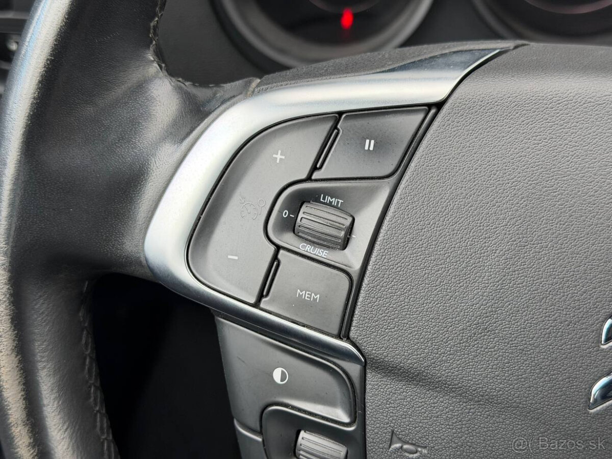 Citroën C4 1.6 HDi 110k Seduction - 13