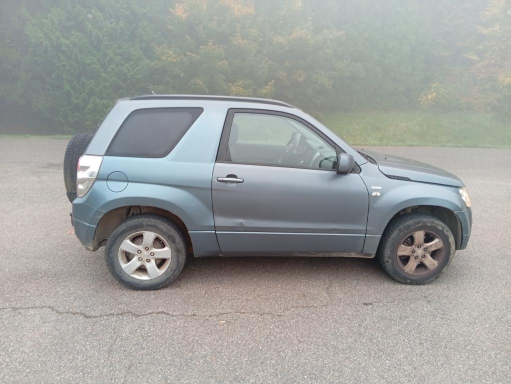 Suzuki Grand Vitara - 13