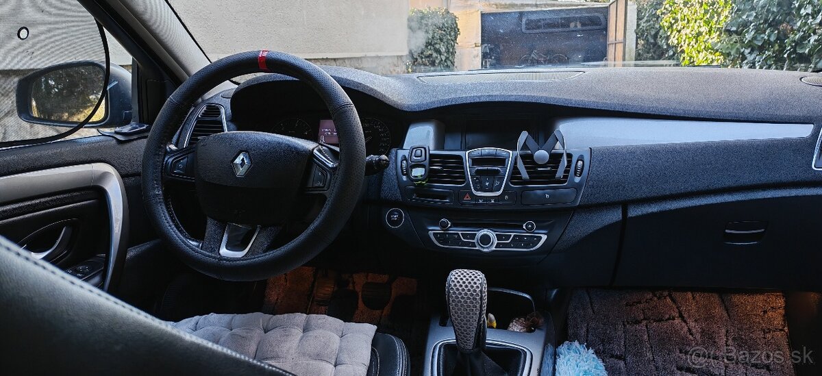 PREDAM RENAULT Laguna III - 13