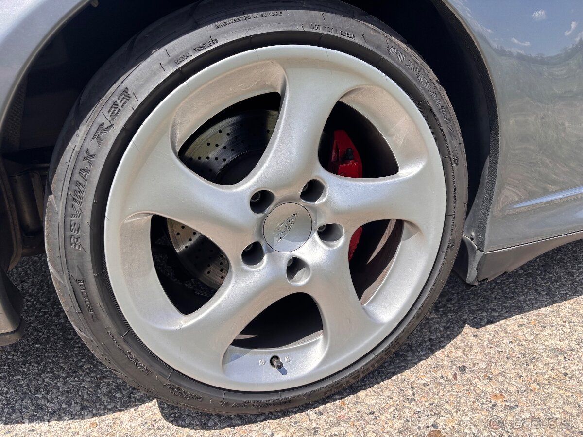 Porsche 911 Carrera 4S 996 2004 - 13