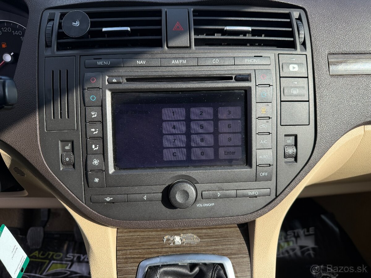 Ford C-Max - 13