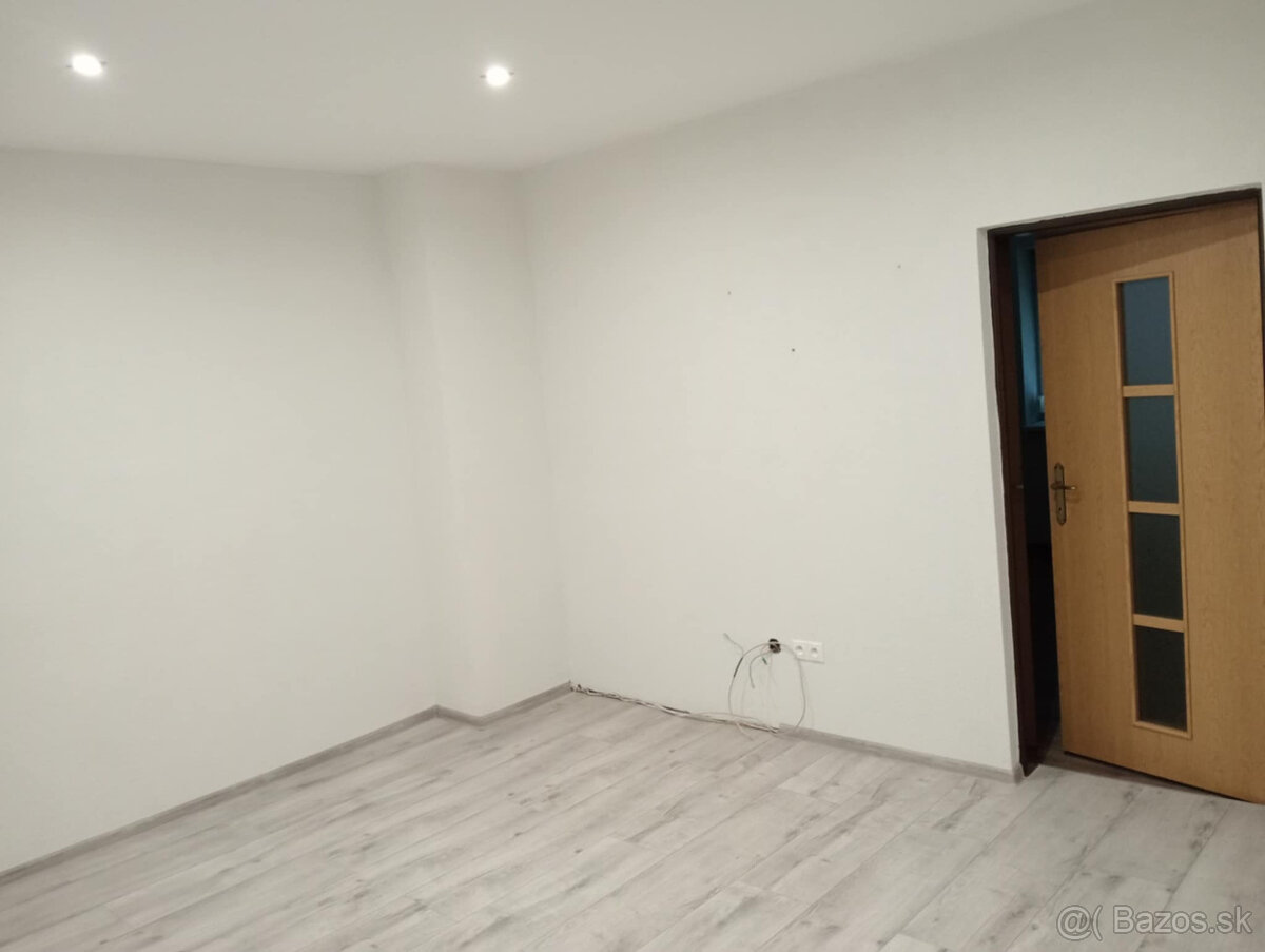 Prenajom bytu v rod.dome - 13