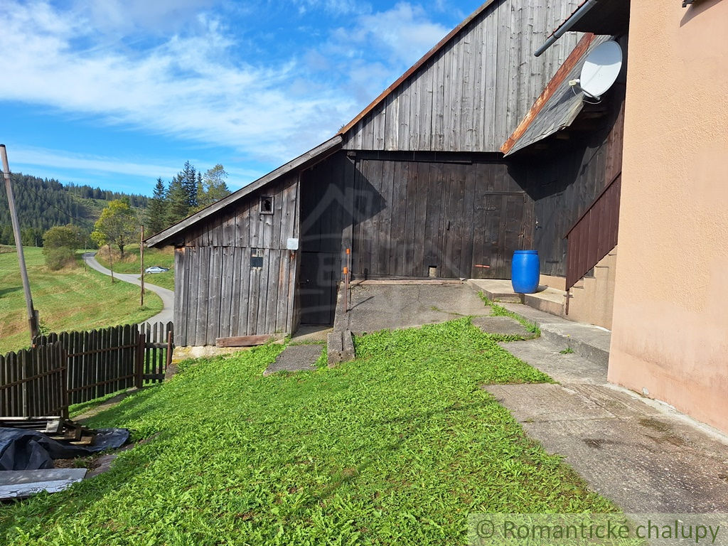 Zachovalá drevenica na čarovnom mieste s dych berúcimi vý - 13