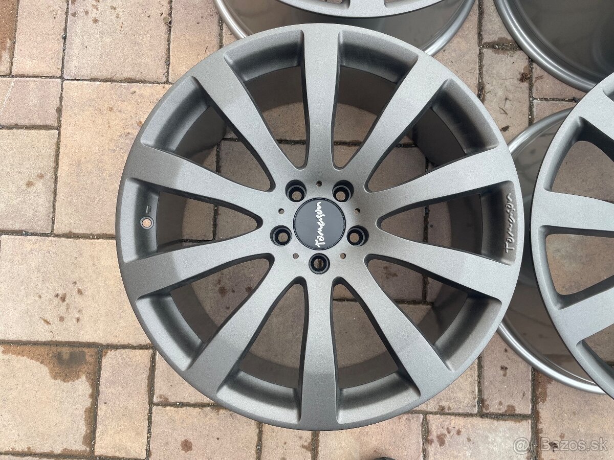 5x114,3 R20 +245/35 r20 tomason - 13