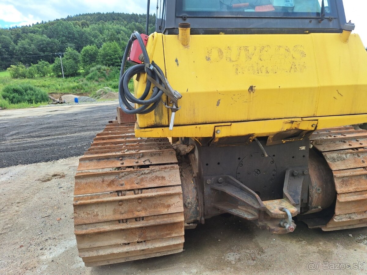 NEW HOLLAND D150 - 13