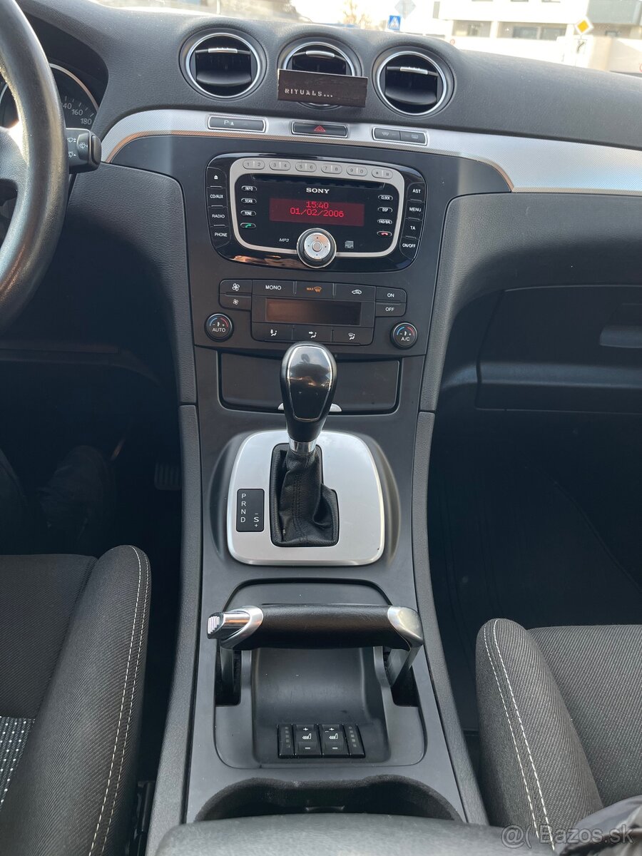 Ford S-Max 2.0TDCi - 13