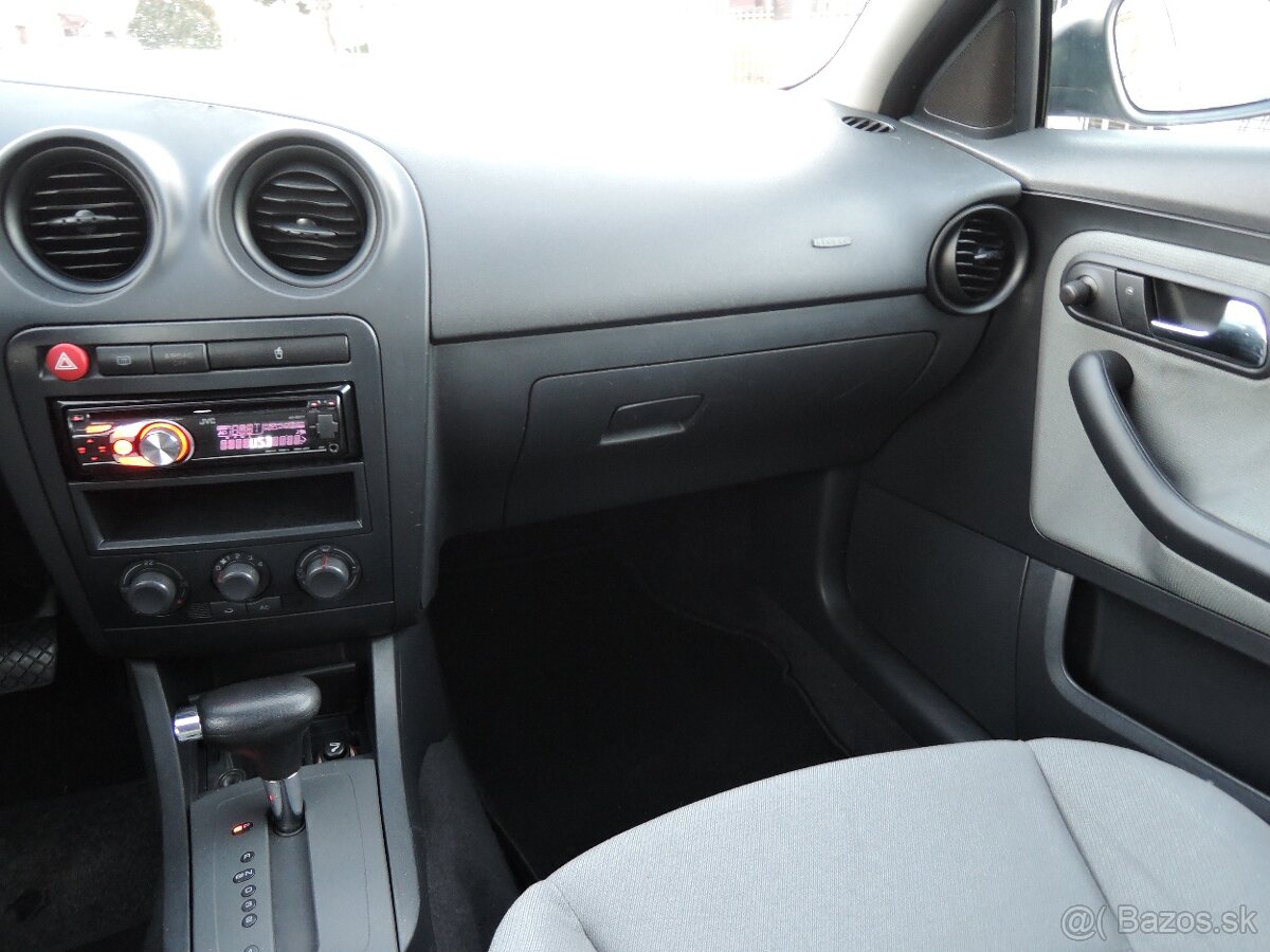 Seat Ibiza, 1,4i 16V Aut. Servis 107tkm 2003 - 13