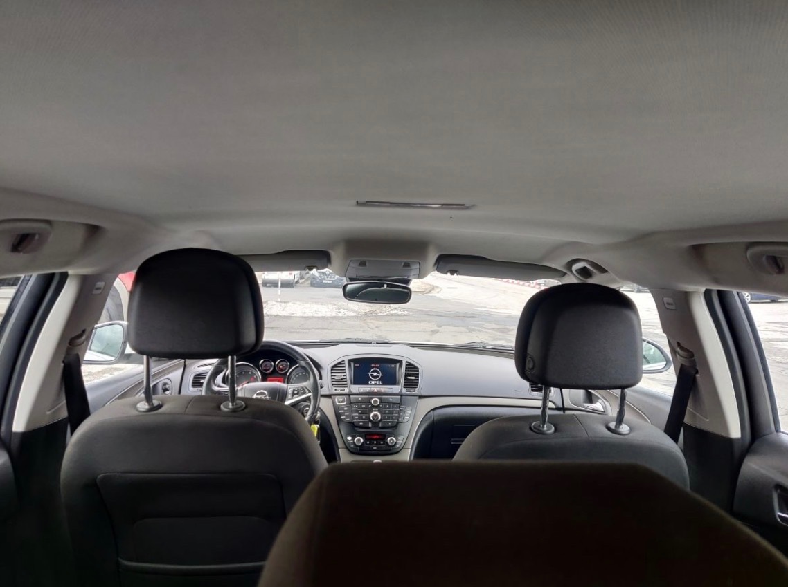 Opel Insignia Sports Tourer - 13