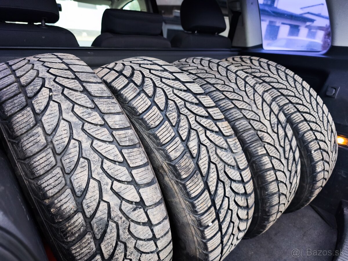 Volkswagen Touran - 13