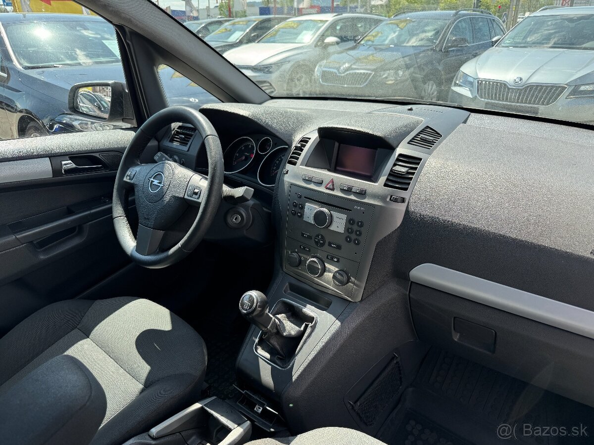 Opel Zafira 1.9 DT Cosmo - 13