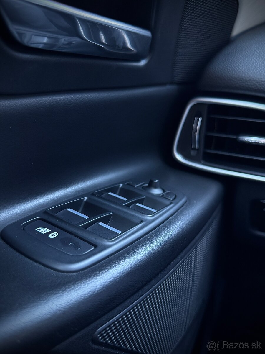 JAGUAR XE 2.0 D PRESTIGE - 13