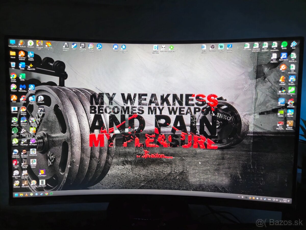 32" - ASUS ROG Strix XG32VC - 13