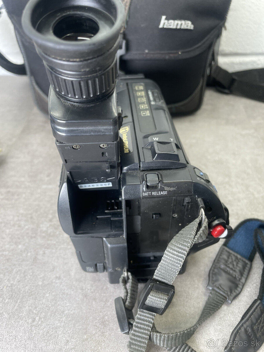 Sony Handycam Video 8 XR - 13