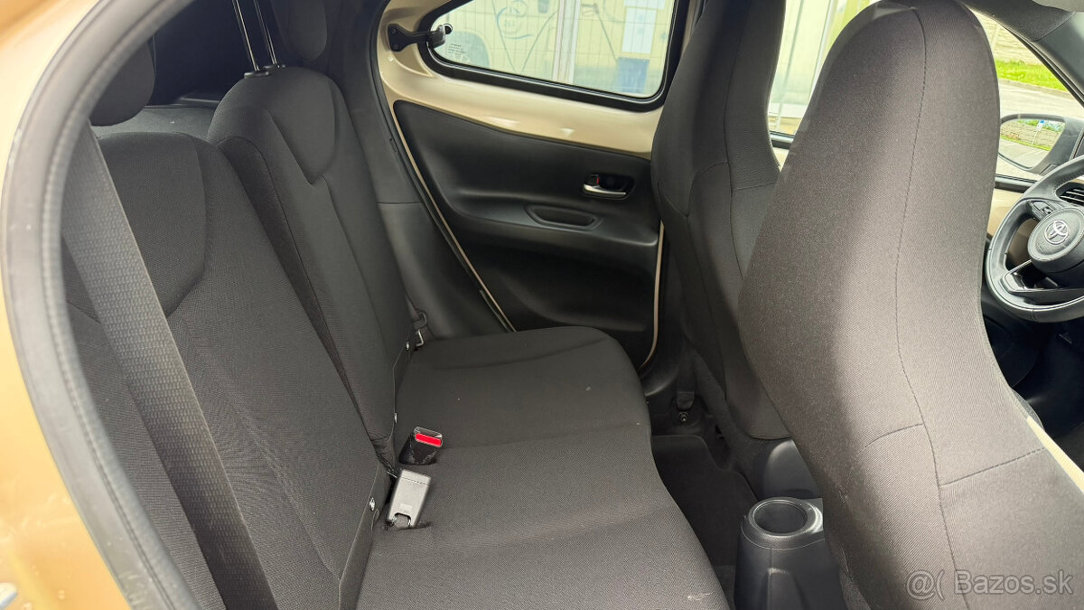 Toyota Aygo X 1.0 VVT-i - 13