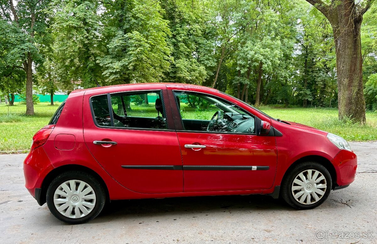 Renault Clio Expresion 1.2 55kw 2009 - 13
