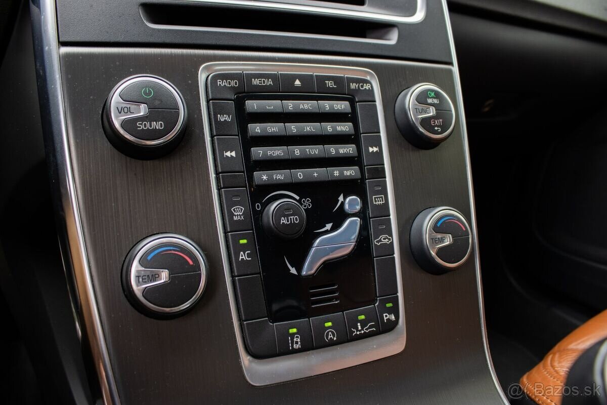Volvo V60 D2 A/T - 13