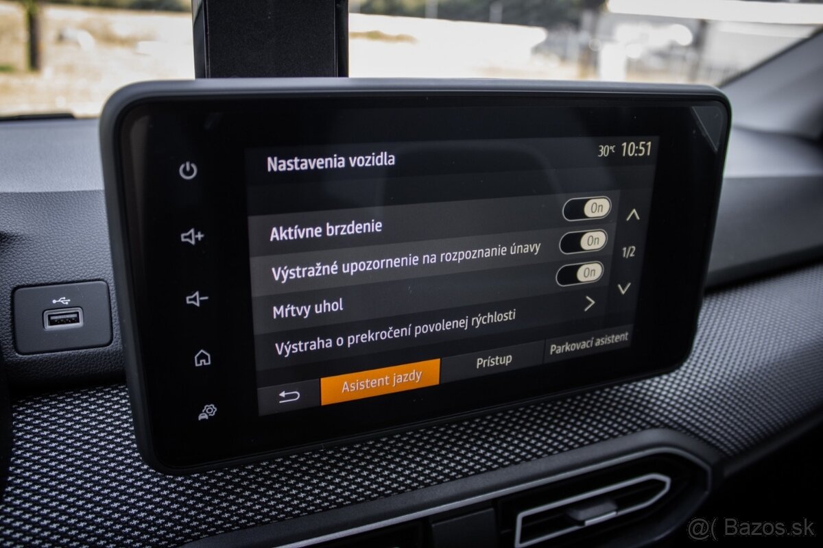 Dacia Sandero 1.0 Tce 67kw M6 - 13