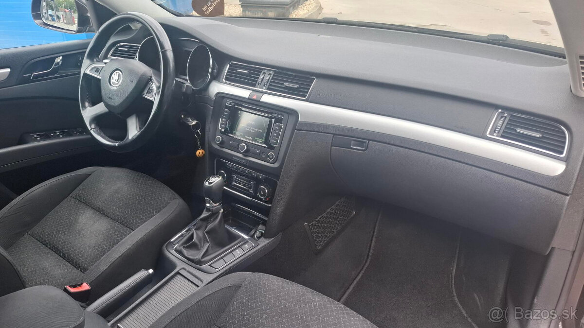 Škoda Superb Combi 1.6 TDI Greenline - 13