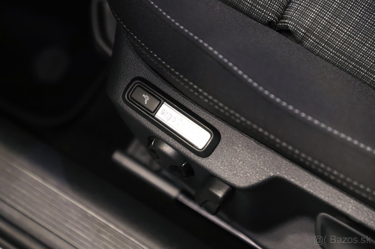 Volkswagen Passat B8 Variant 2.0 TDI 110kW DSG automat - 13