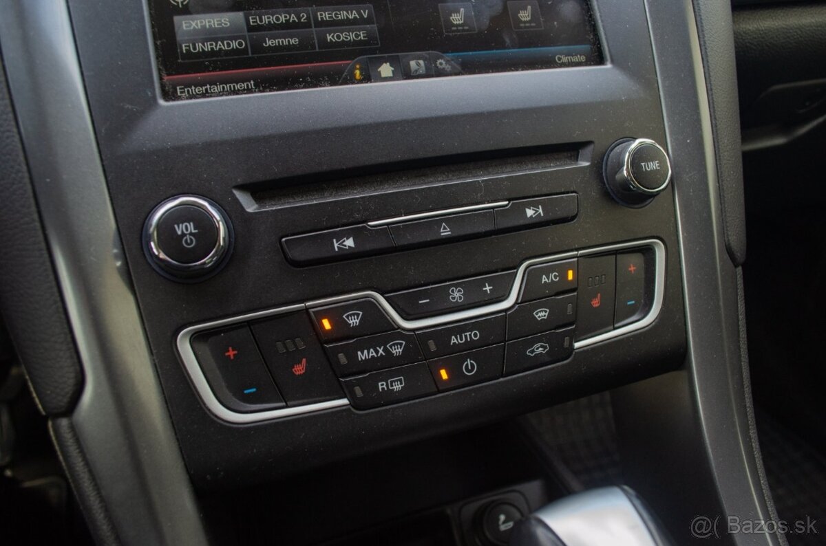 Ford Mondeo 2.0 Hybrid Titanium ODPOČET DPH - 13