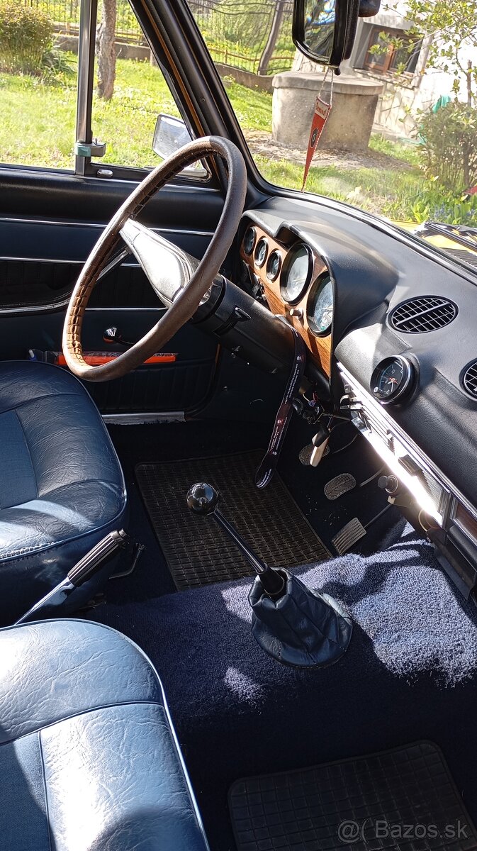 Lada 2103 - 13