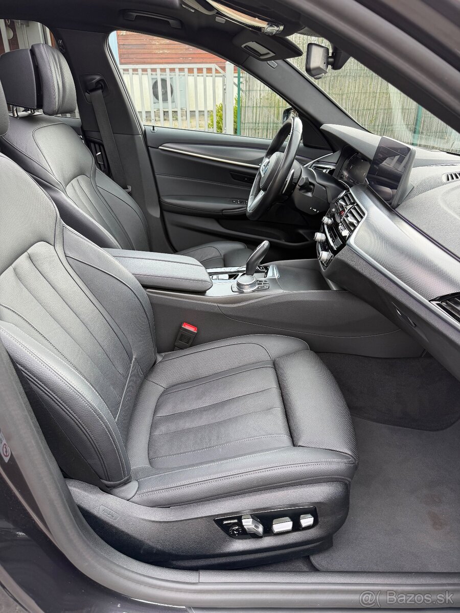BMW 520xD G30 11/2020 - 13
