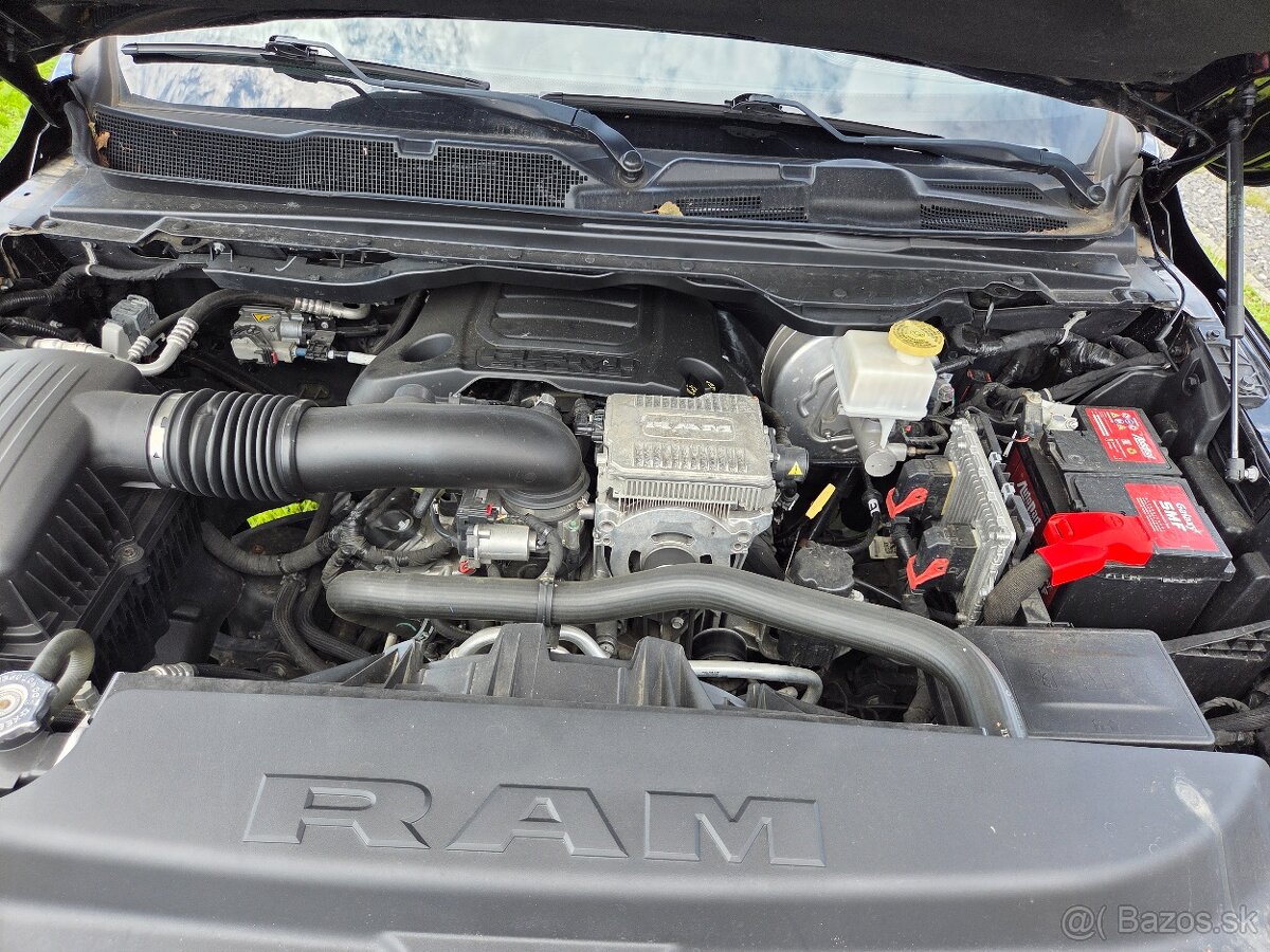 DODGE RAM 1500 5.7 HEMI 401PS 4X4 LARAMIE OFF-ROAD - 13