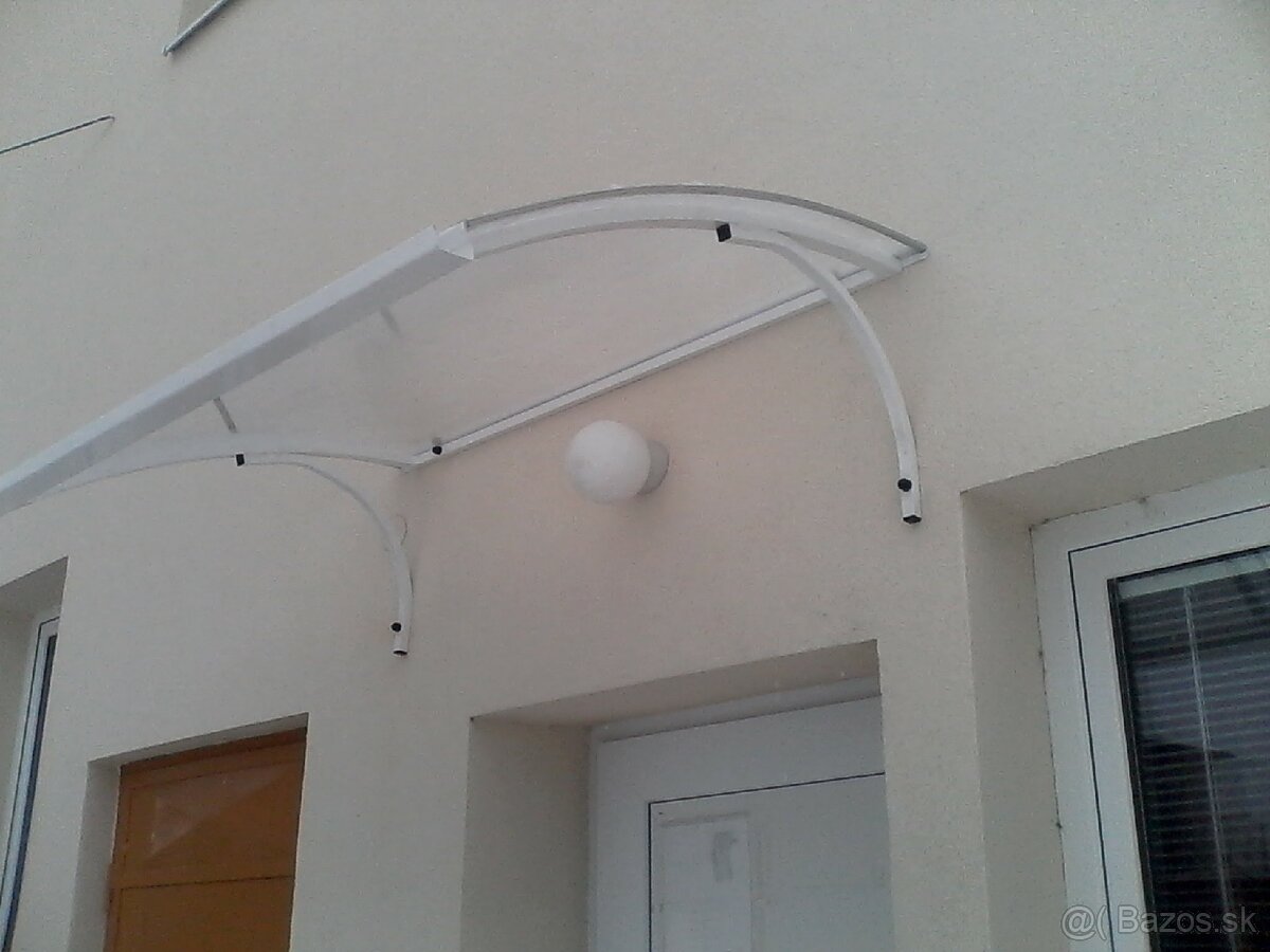Hliníkový prístrešok nad dvere - 13