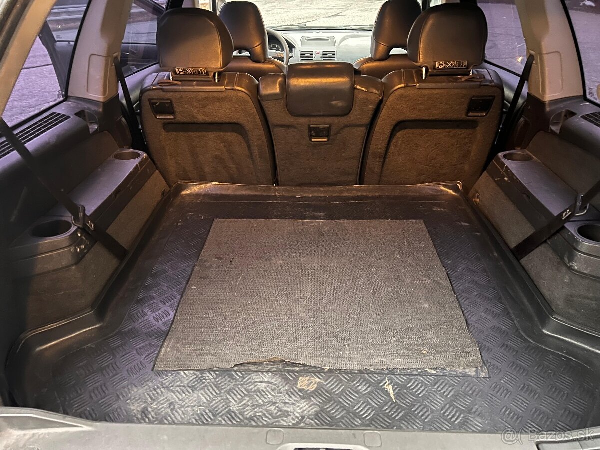 Volvo XC90 D5 120kW 4x4 Manuál - 13